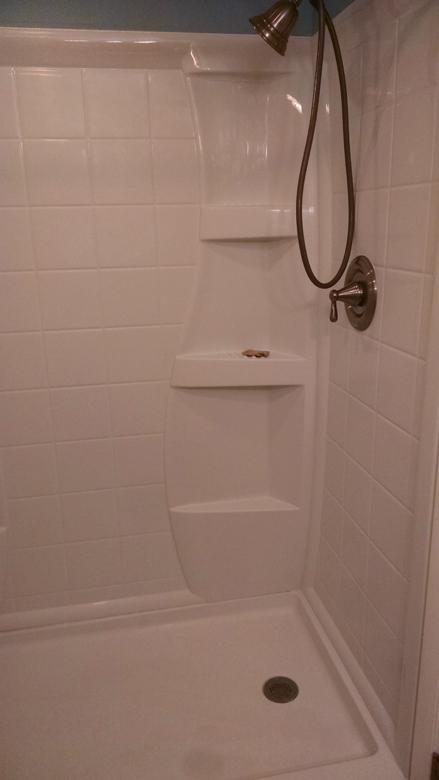 104 Bath Room w/ walk in shower